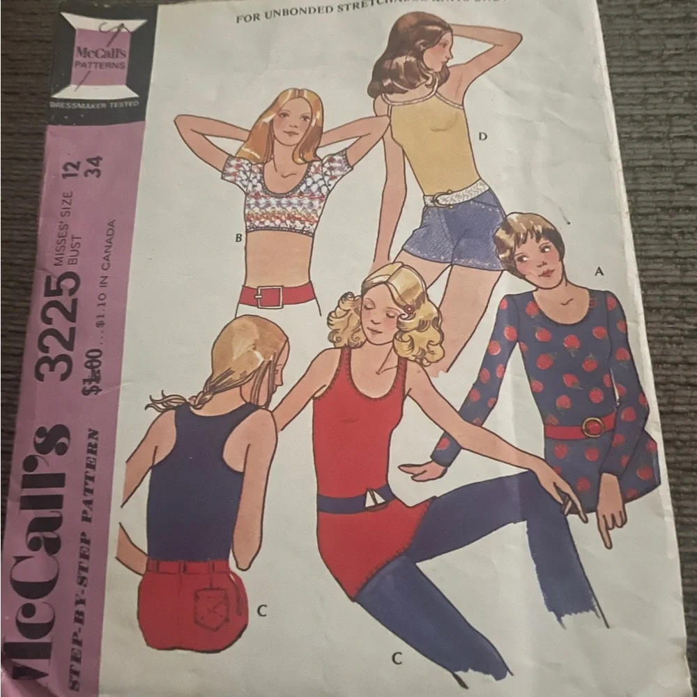 Vintage Sewing Pattern Collection - Picture 2 of 4